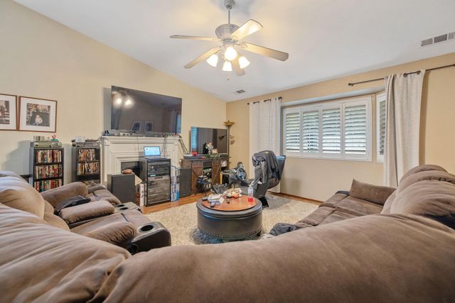 4038 E Sue Avenue, Visalia, CA 93292