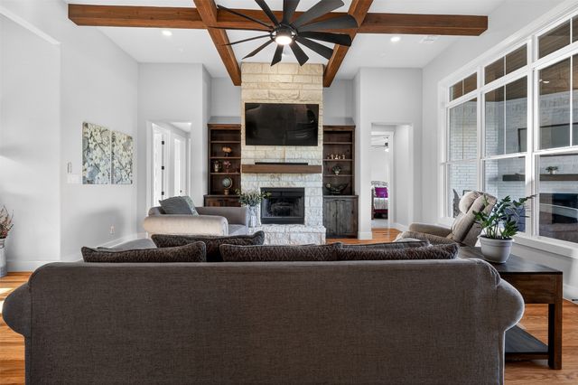 221 Proctor Lane, Decatur, TX 76234