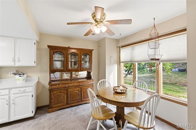 605 King Drive C, St Charles, MO 63303