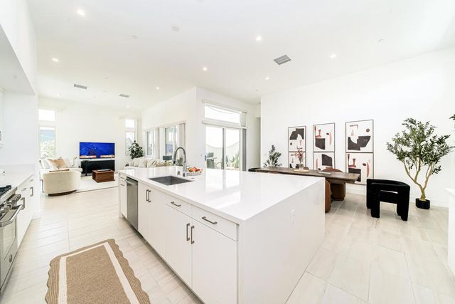 814 Nugget Lane, Palm Springs, CA 92262