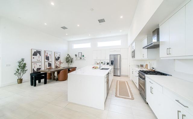 814 Nugget Lane, Palm Springs, CA 92262