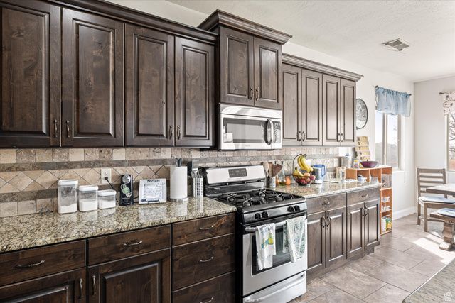 555 N TOREY LN, Hurricane, UT 84737