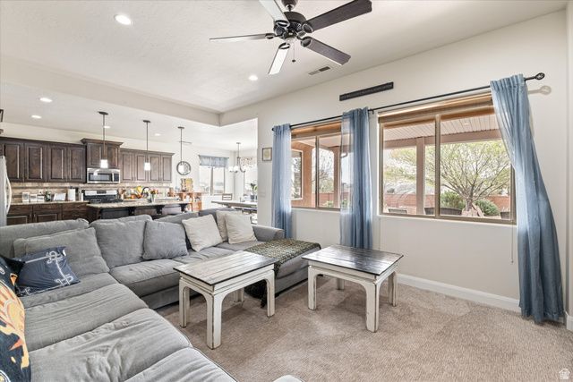 555 N TOREY LN, Hurricane, UT 84737