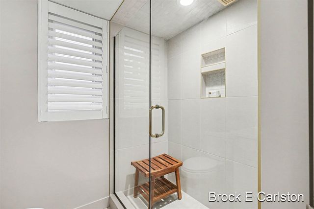 2062 W Glen Court, Norton Shores, MI 49441