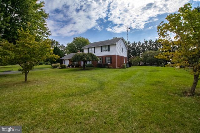 2912 RIDGE RD S, Martinsburg, WV 25403