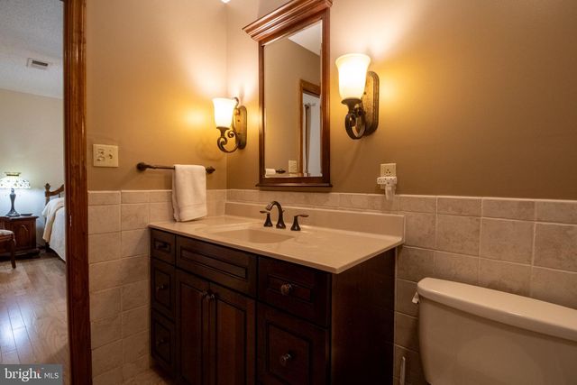 2912 RIDGE RD S, Martinsburg, WV 25403