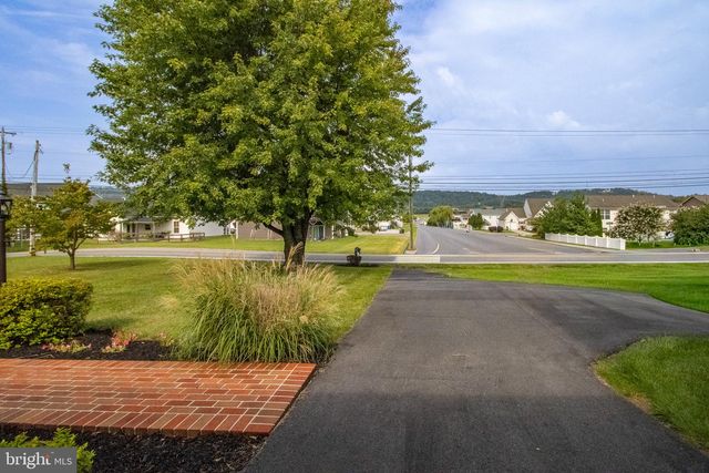 2912 RIDGE RD S, Martinsburg, WV 25403