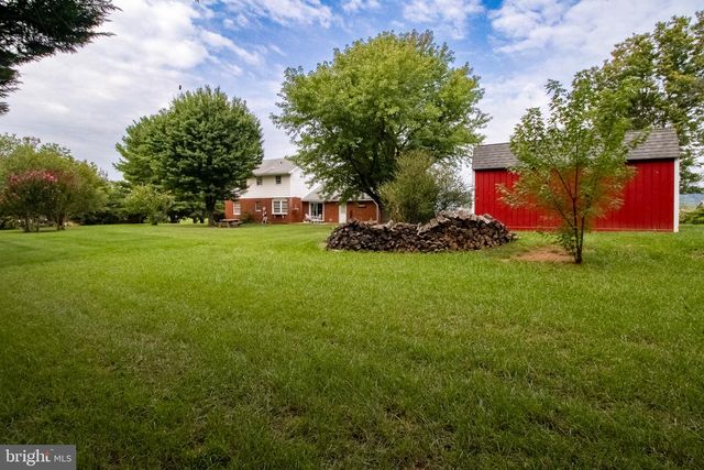 2912 RIDGE RD S, Martinsburg, WV 25403