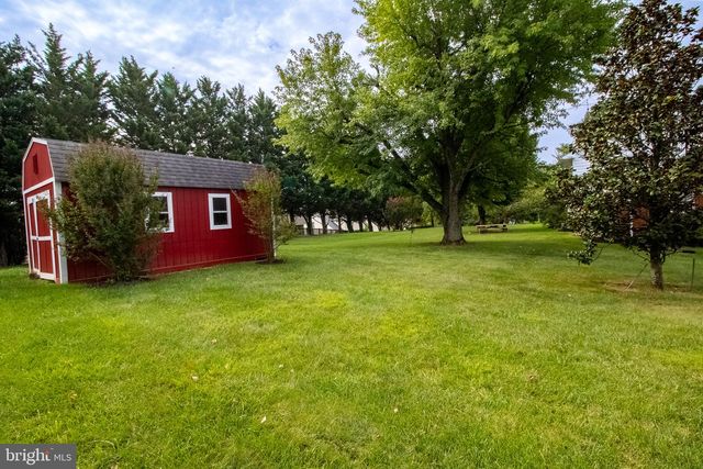 2912 RIDGE RD S, Martinsburg, WV 25403