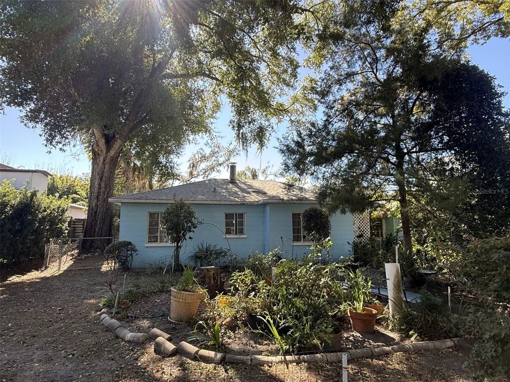 210 E ROCKWOOD WAY, Winter Park, FL 32789