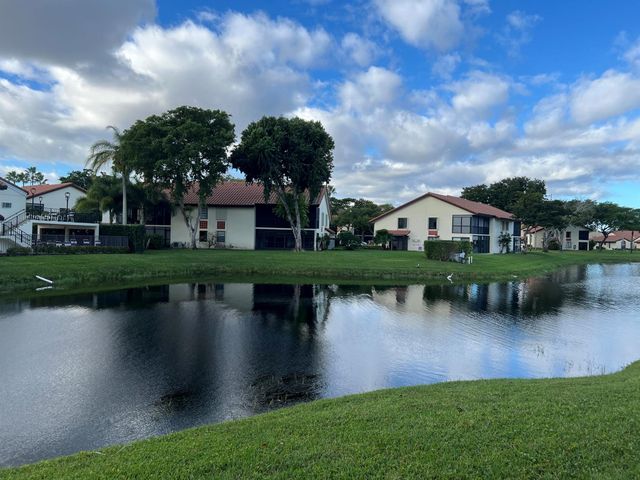 10711 Ocean Palm Way 202, Boynton Beach, FL 33437