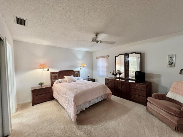 10711 Ocean Palm Way 202, Boynton Beach, FL 33437