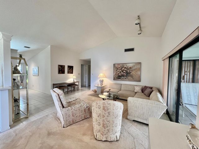 10711 Ocean Palm Way 202, Boynton Beach, FL 33437