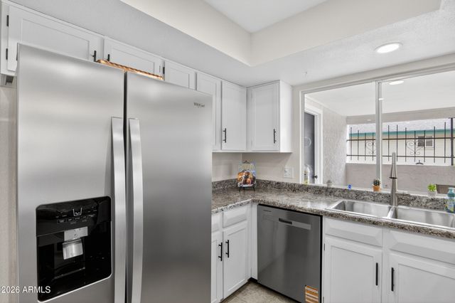507 S CLEARVIEW Avenue, Mesa, AZ 85208