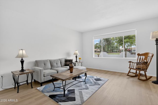 507 S CLEARVIEW Avenue, Mesa, AZ 85208
