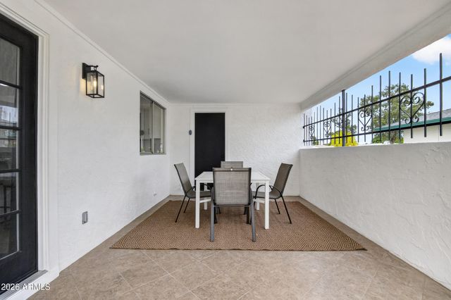 507 S CLEARVIEW Avenue, Mesa, AZ 85208