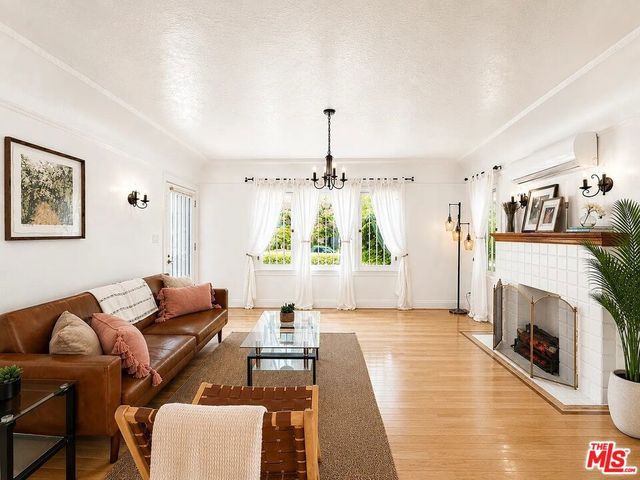 837 5th Street, Santa Monica, CA 90403