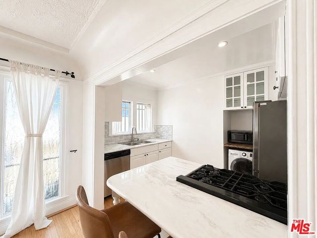 837 5th Street, Santa Monica, CA 90403