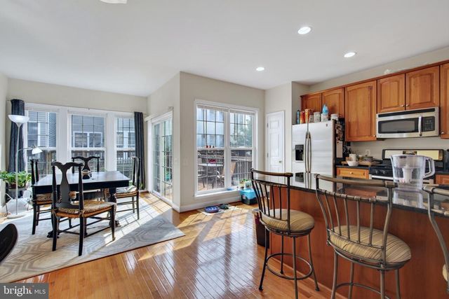 13719 MAPLE SUGAR LN, Herndon, VA 20171