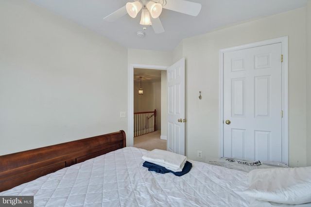 13719 MAPLE SUGAR LN, Herndon, VA 20171
