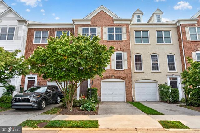 13719 MAPLE SUGAR LN, Herndon, VA 20171