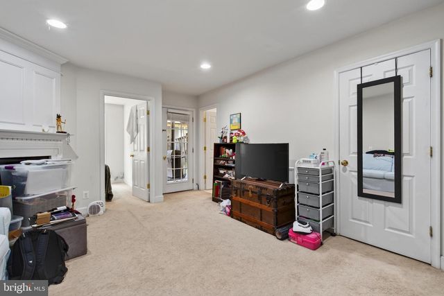 13719 MAPLE SUGAR LN, Herndon, VA 20171