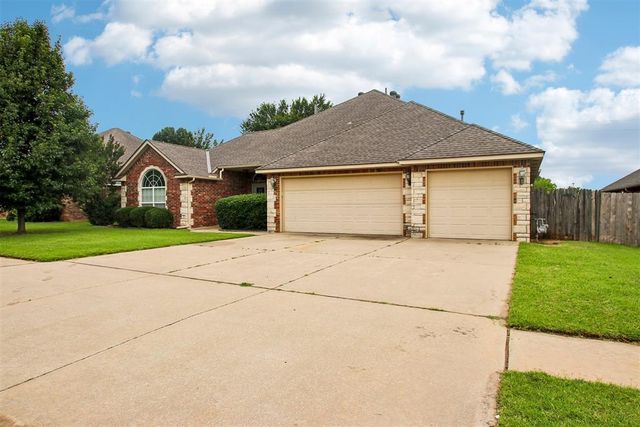 300 Ridge Lake Boulevard, Norman, OK 73071