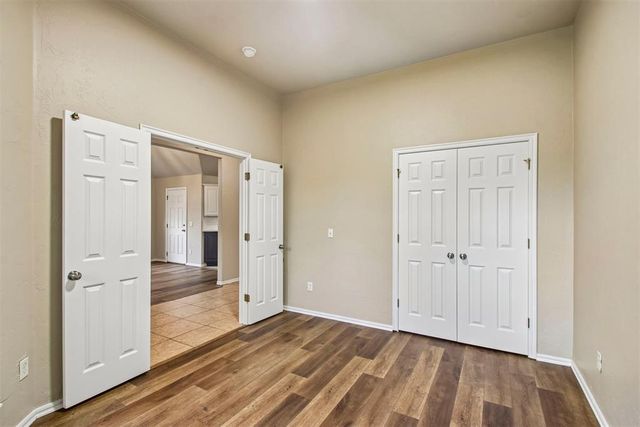300 Ridge Lake Boulevard, Norman, OK 73071