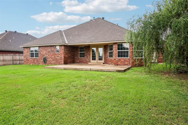 300 Ridge Lake Boulevard, Norman, OK 73071