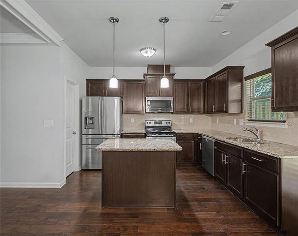 1305 Bridge Peak Lane, Norcross, GA 30093