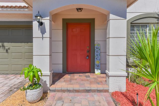 2020 SW Newport Isles Boulevard, Port Saint Lucie, FL 34953