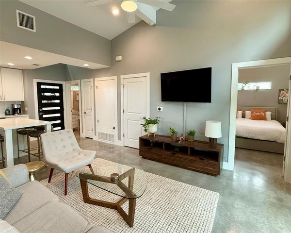 1153 Webberville RD 2, Austin, TX 78721