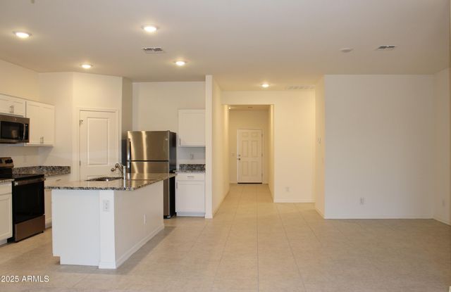 10354 N 156th Avenue, Waddell, AZ 85355