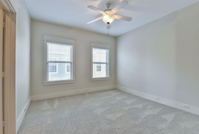 1030 W 16th Street A, Houston, TX 77008