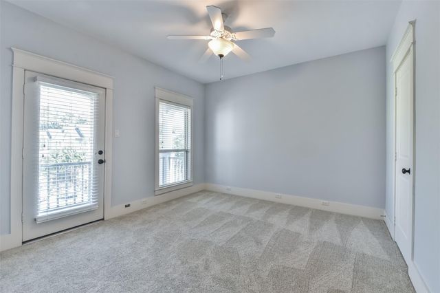 1030 W 16th Street A, Houston, TX 77008