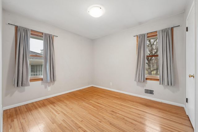 7115 W 23rd Street, Saint Louis Park, MN 55426