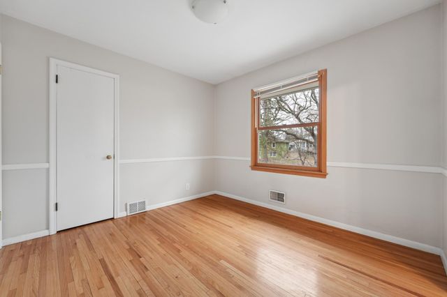 7115 W 23rd Street, Saint Louis Park, MN 55426