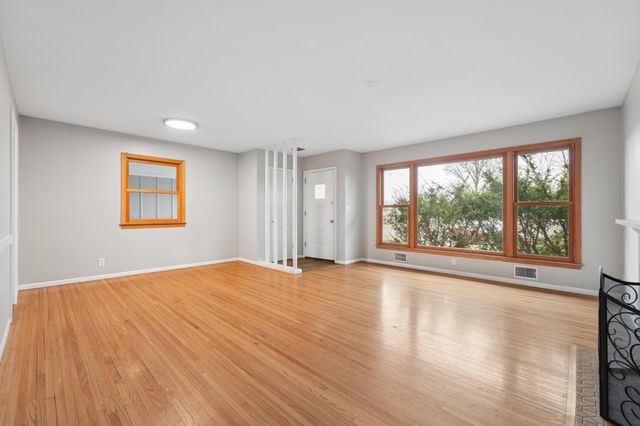 7115 W 23rd Street, Saint Louis Park, MN 55426