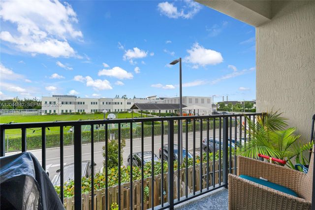 7819 NW 104th Ave 23, Doral, FL 33178