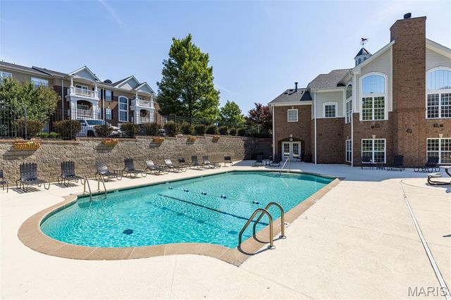 13115 Mill Crossing Court 205, St Louis, MO 63141