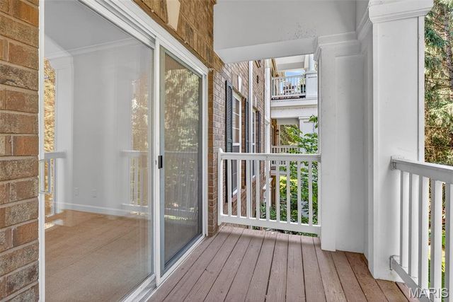13115 Mill Crossing Court 205, St Louis, MO 63141