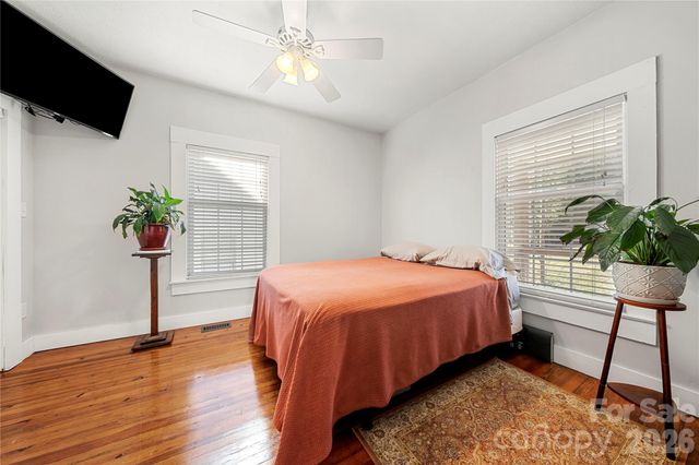 208 Pond Street, Mooresville, NC 28115