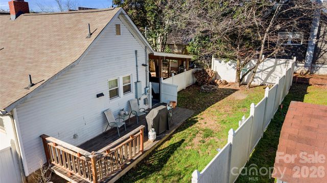 208 Pond Street, Mooresville, NC 28115