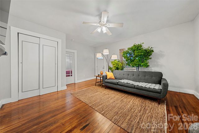 208 Pond Street, Mooresville, NC 28115