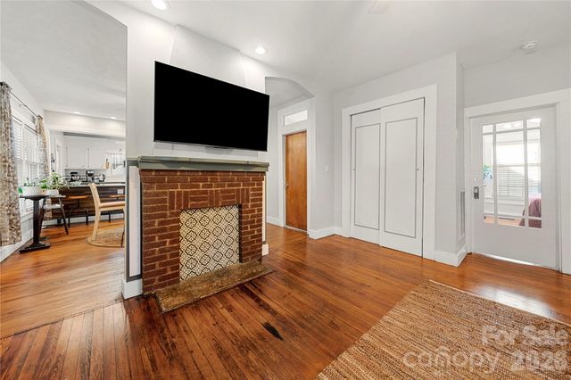 208 Pond Street, Mooresville, NC 28115