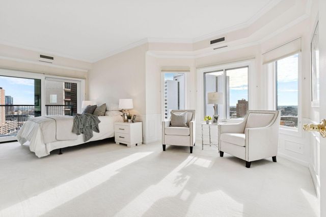 1201 Yale Place 1608, Minneapolis, MN 55403