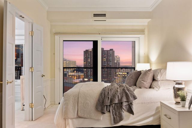 1201 Yale Place 1608, Minneapolis, MN 55403