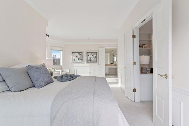 1201 Yale Place 1608, Minneapolis, MN 55403