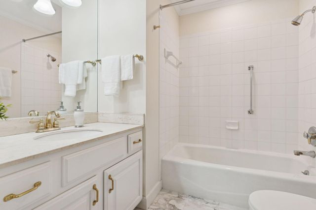 1201 Yale Place 1608, Minneapolis, MN 55403