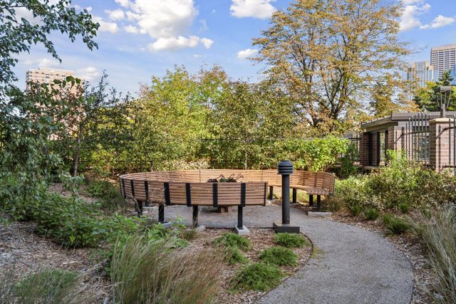 1201 Yale Place 1608, Minneapolis, MN 55403